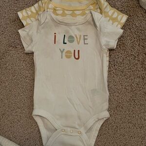 Cloud Island Cream 'I Love You' Baby Bodysuit